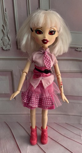 Bratzillaz jade adore - jade, j'adore