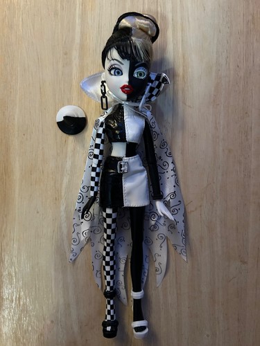 Bratzillaz switch witch - bratzillaz, a