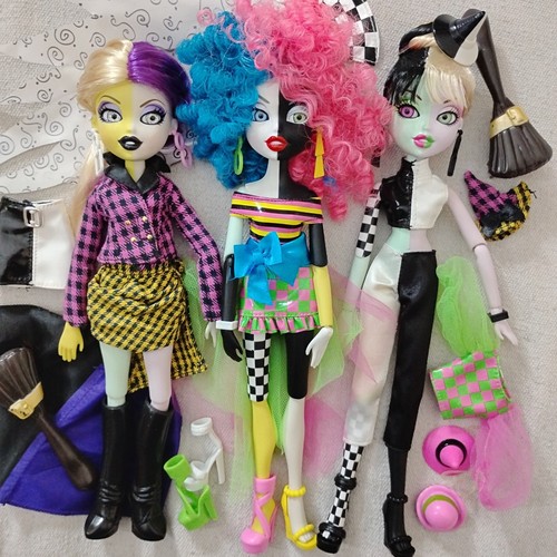 Bratzillaz switch witch wave - bratzillaz, switch-a-witch