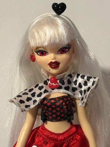 Bratzillaz glam gets wicked - bratzillaz:,